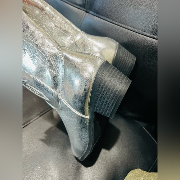 Madden NYC Little Girl & Big Girl Tall Western Cowgirl Boot size 4 - Picture 6 of 8